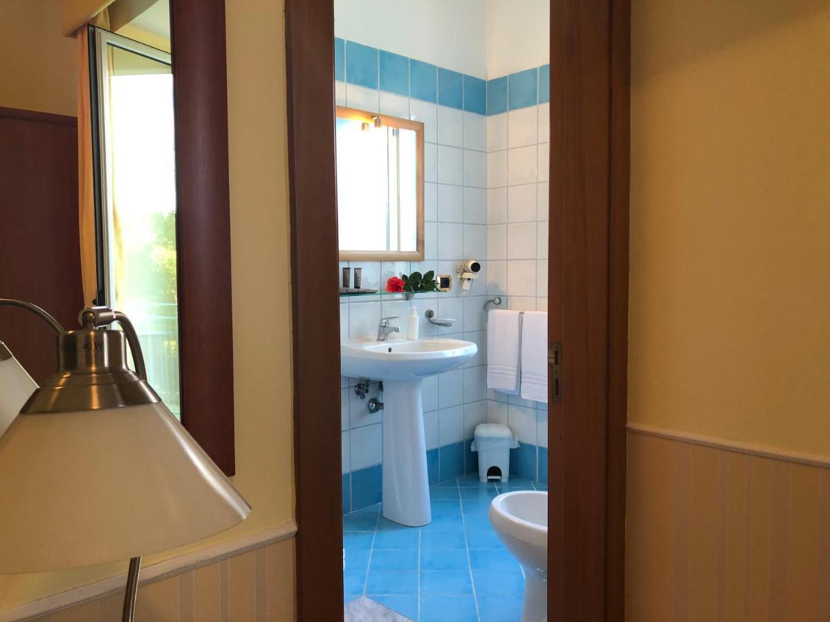 Quadruple Room,943769149:JPEG